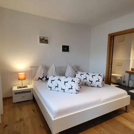 Chasa Scandella Tanja Apartment
