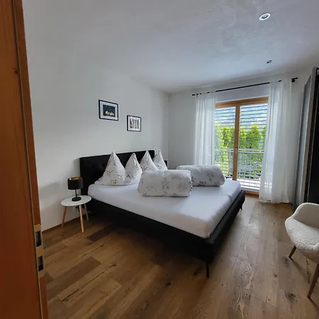 Apartment Chasa Scandella Tanja