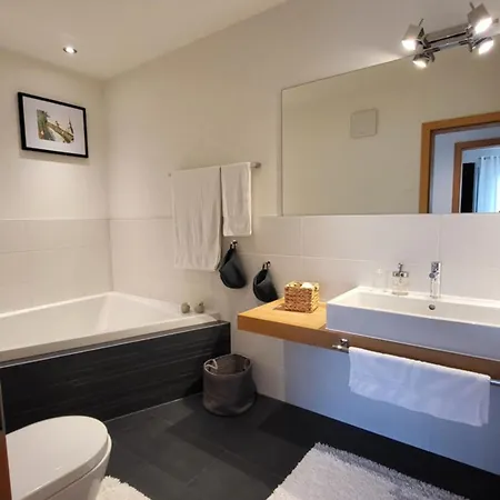 Chasa Scandella Tanja * 散特